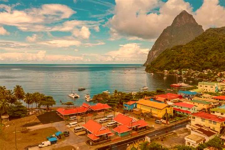 Lillian, 35 — Escort in Ciceron, Saint Lucia