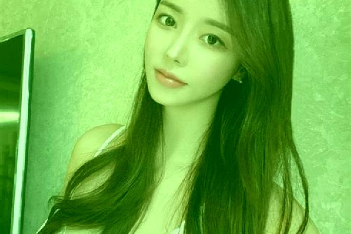 Lillian, 35 — Escort in Niutang, China