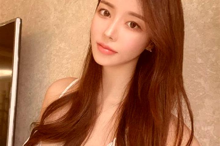 Lillian, 35 — Escort in Xiepu, China