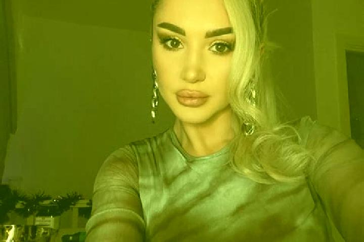 Lillian, 36, a blonde brown-eyed european companion based in Le Sappey-en-Chartreuse. Offering Domination, Prostate Massage, BDSM, GFE. Available for incall ...