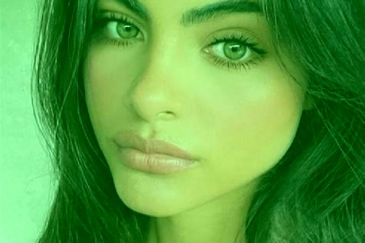 Lillian, 36, a brunette dark-eyed caribbean companion based in Canolo. Offering Girlfriend Experience, Roleplay, Massage. Available for incall and outcall, o...