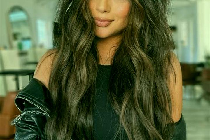 Lillian, 36, a brunette dark-eyed indian companion based in Krotovka. Offering Duos, BDSM, Striptease, Erotic Massage, Girlfriend Experience. Available for i...