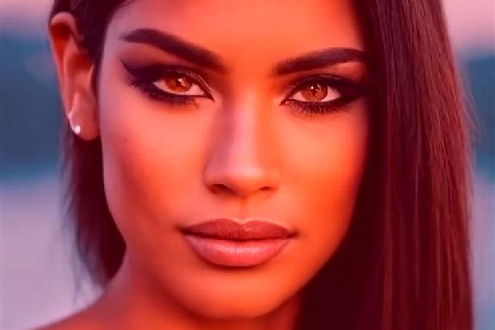 Lillian, 36, a red amber-eyed latina companion based in Sarbandan. Offering Duos, Massage, Couples, Overnight. Available for incall and outcall, day and even...