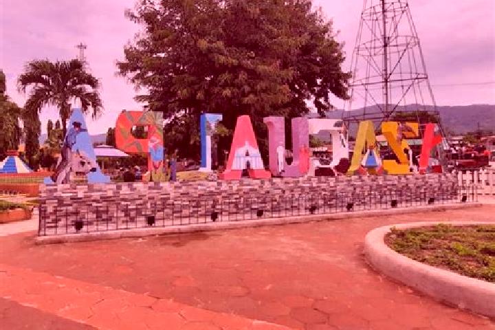 Lillian, 36 — Escort in Azacualpa, Honduras
