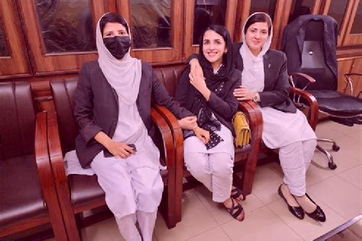 Lillian, 36 — Escort in Begowala, Pakistan