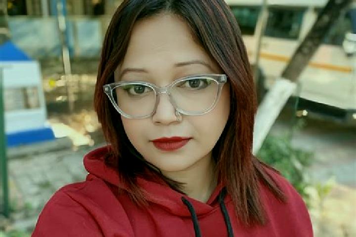 Lillian, 36 — Escort in Birpara, India