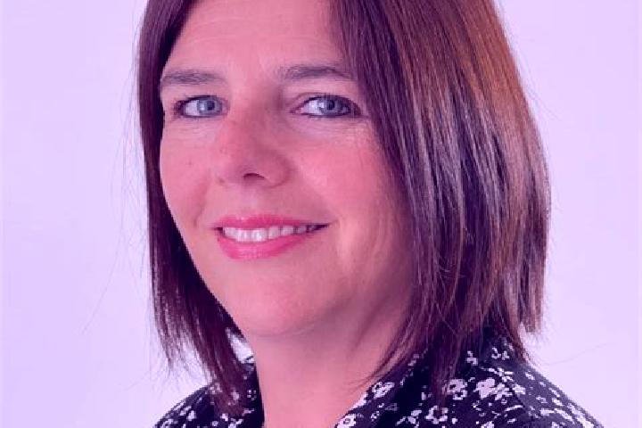 Lillian, 36 — Escort in Brunelles, France
