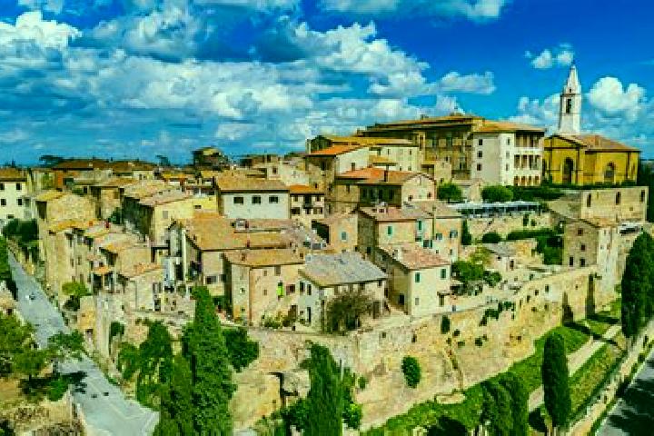 Lillian, 36 — Escort in Castiglione d Orcia, Italy
