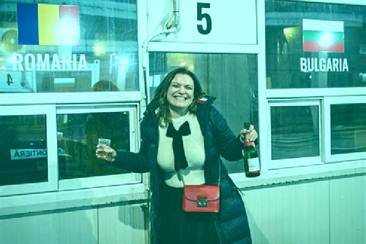 Lillian, 36 — Escort in Galiciuica, Romania