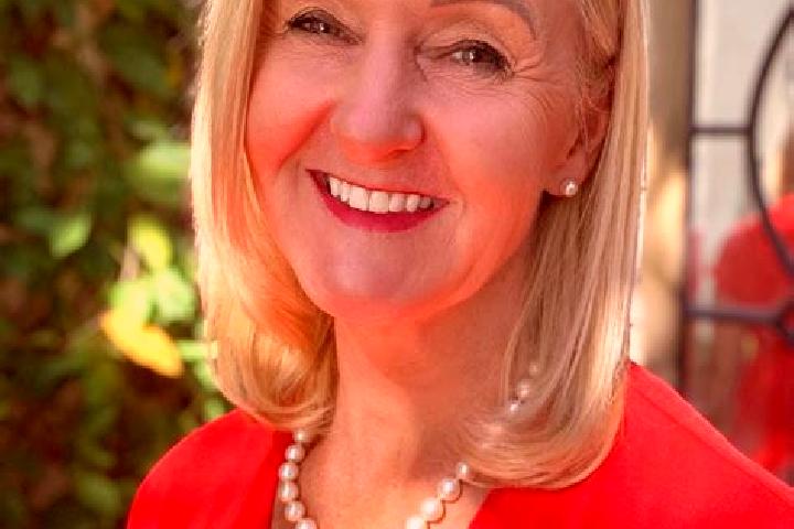 Lillian, 36 — Escort in Meadowlakes, United States