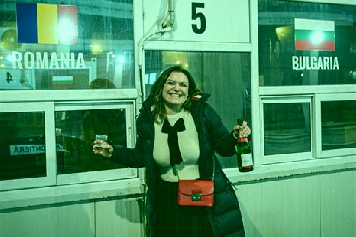 Lillian, 36 — Escort in Plopsor, Romania