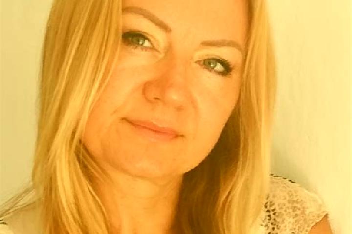 Lillian, 36 — Escort in Prilog, Romania