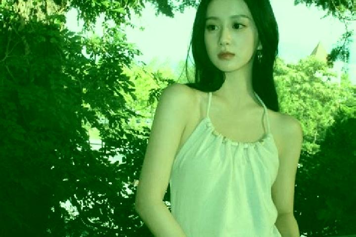 Lillian, 36 — Escort in Shangen, China