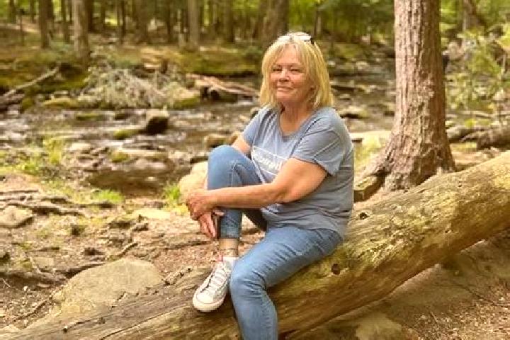 Lillian, 36 — Escort in Valley Head, United States