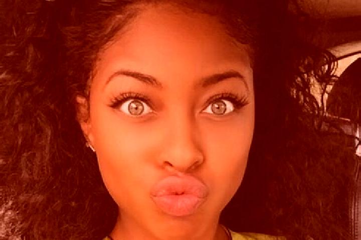 Lillian, 37, a black green-eyed ebony companion based in San Salvo Marina. Offering OWO, A-Level, GFE. Available for incall and outcall, day and evening dates.