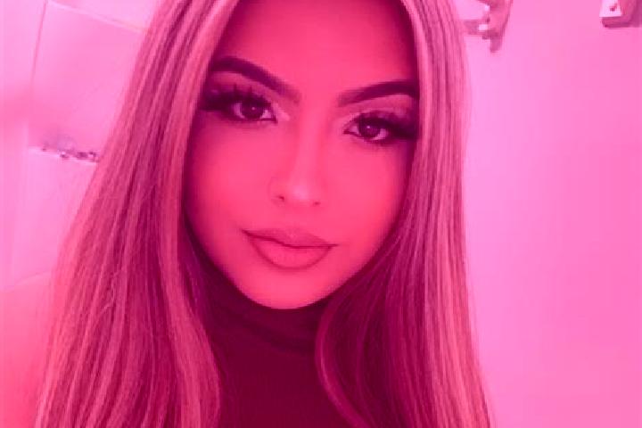 Lillian, 37, a blonde dark-eyed latina companion based in Iazu Nou. Offering Striptease, Domination, CIM. Available for incall and outcall, day and evening d...