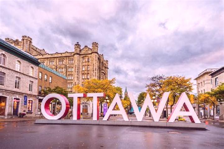 Lillian, 37 — Escort in ByWard Market, Canada