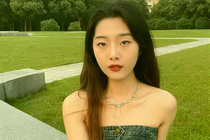 Lillian, 37 — Escort in Nancang, China