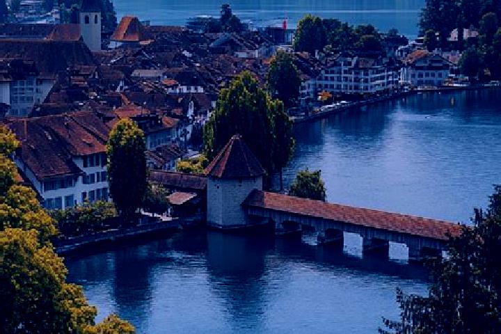 Lillian, 37 — Escort in Teufenthal, Switzerland