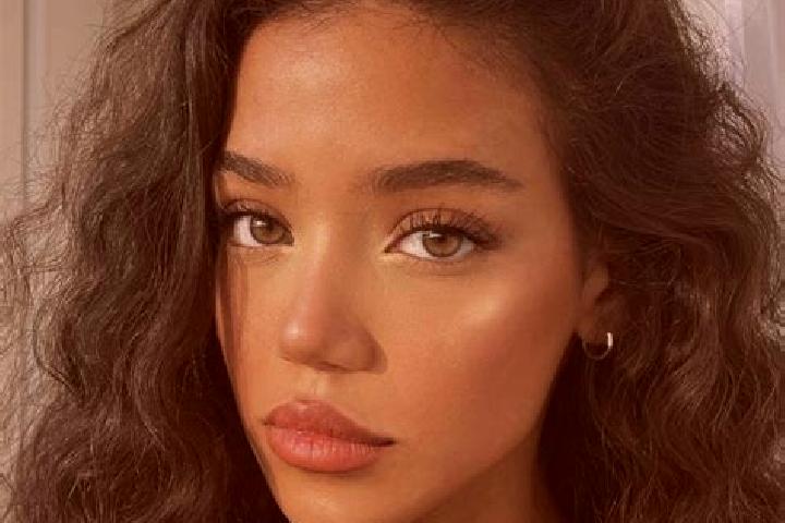 Lillian, 38, a black brown-eyed mixed companion based in Lichtenborn. Offering Domination, Duos, Travel Companion. Available for incall and outcall, day and ...
