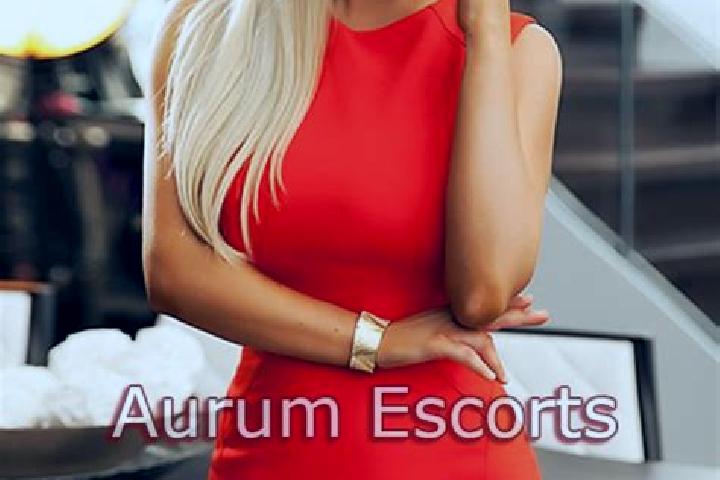 Lillian, 38, a blonde amber-eyed middle eastern companion based in Douai. Offering Fetish, Party Girl, Domination. Available for incall and outcall, overnigh...