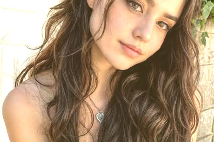 Lillian, 38, a chestnut hazel-eyed middle eastern companion based in Kongwekoro. Offering Roleplay, OWO, Travel Companion. Available for incall and outcall, ...