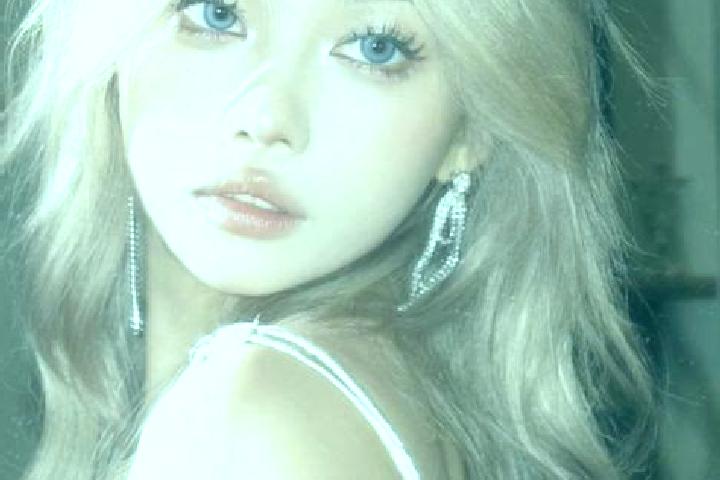 Lillian, 38, a dark blonde blue-eyed asian companion based in Yuejiaqiao. Offering Erotic Massage, Party Girl, Dinner Date, Roleplay. Available for incall an...