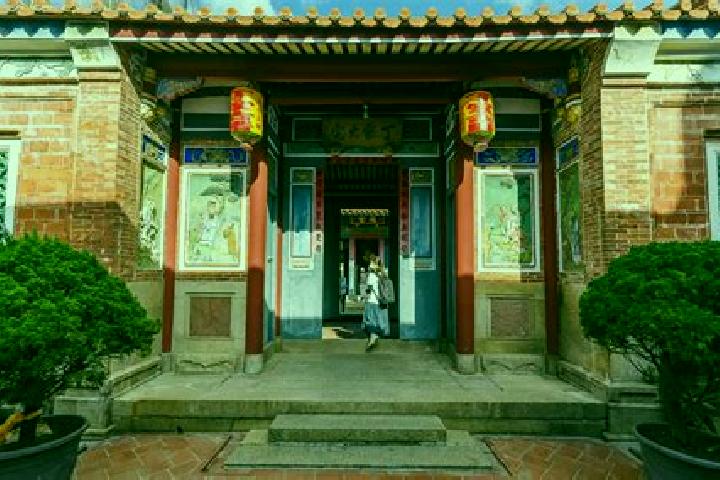 Lillian, 38 — Escort in Dingjia, China