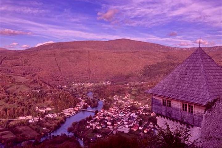 Lillian, 38 — Escort in Laktasi, Bosnia and Herzegovina
