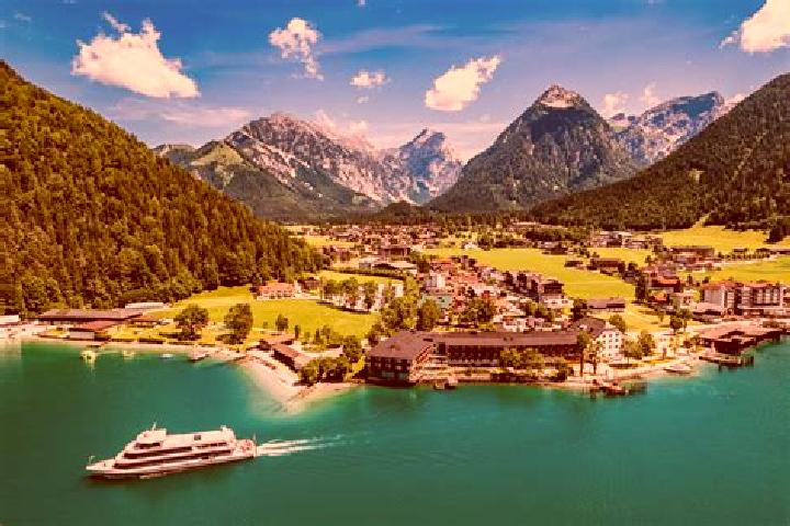 Lillian, 38 — Escort in Pertisau, Austria
