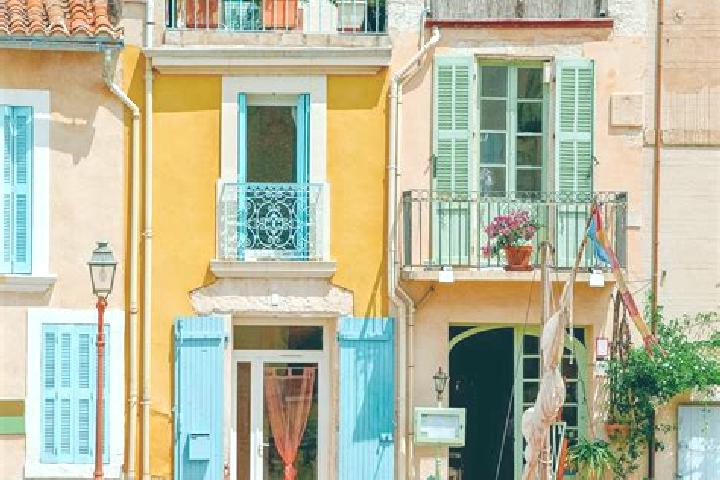 Lillian, 38 — Escort in Sand, France