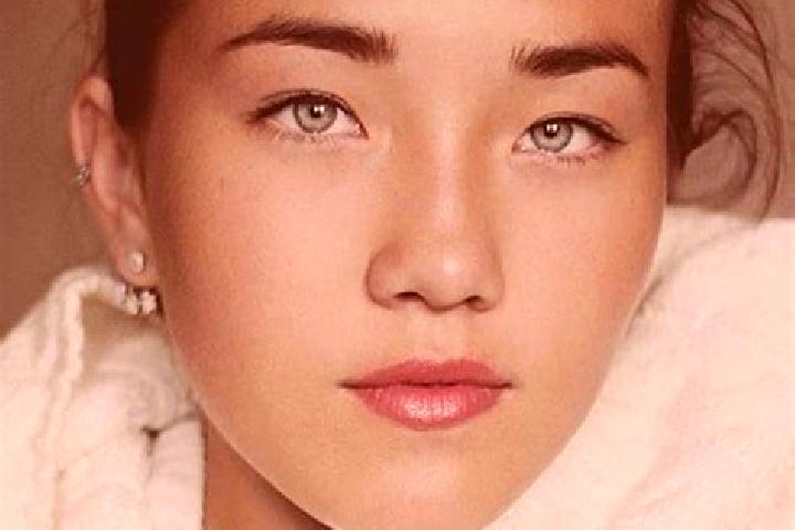 Lillian, 39, a black blue-eyed caucasian companion based in Tremouilles. Offering Massage, Overnight, CIM. Available for incall and outcall, overnight bookin...