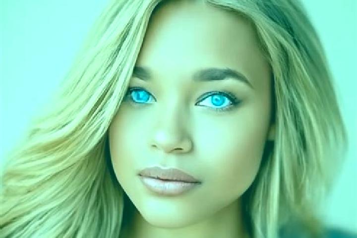Lillian, 39, a blonde blue-eyed latina companion based in Colonia Lealtad. Offering Roleplay, Striptease, A-Level, Dinner Date. Available for incall and outc...
