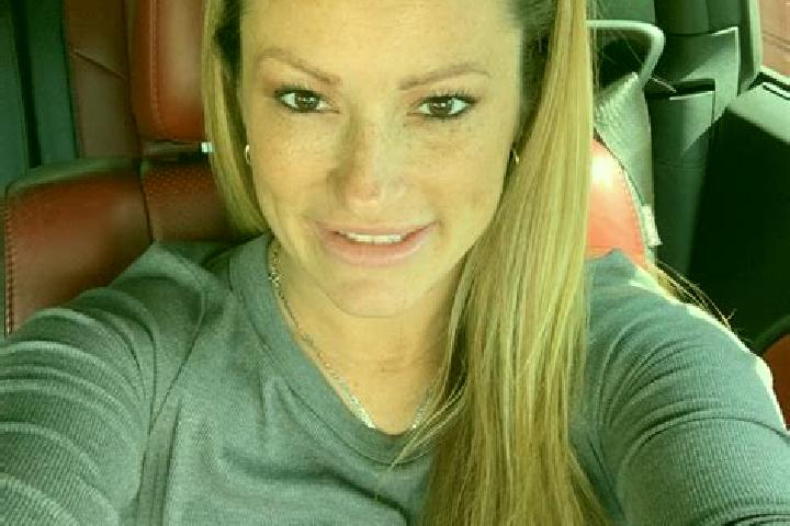 Lillian, 39, a blonde grey-eyed caribbean companion based in Deemer. Offering Domination, Party Girl, Couples. Available for incall and outcall, overnight bo...