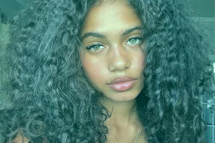 Lillian, 39, a chestnut blue-eyed ebony companion based in Klemzig. Offering Prostate Massage, GFE, Travel Companion. Available for incall and outcall, day a...