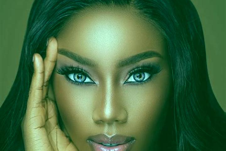 Lillian, 39, a dark blonde blue-eyed ebony companion based in Allevard. Offering Couples, 69, Massage. Available for incall and outcall, overnight bookings a...