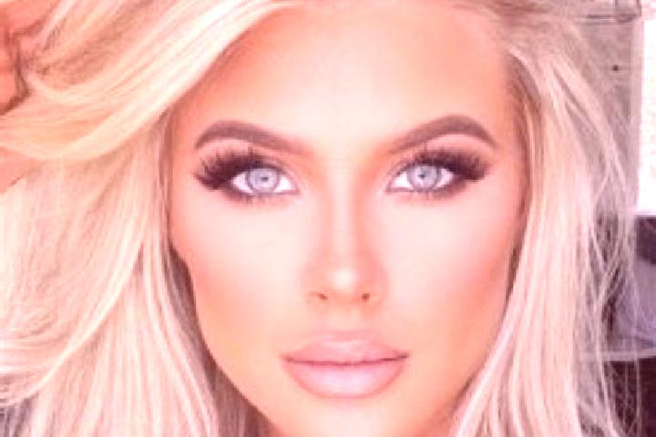 Lillian, 39, a platinum blonde blue-eyed mixed companion based in Dartmouth. Offering A-Level, Fetish, Couples, Duos, Dinner Date. Available for incall and o...