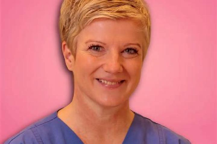 Lillian, 39 — Escort in Bult, Germany