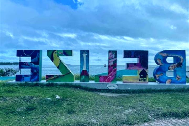 Lillian, 39 — Escort in Douglas, Belize