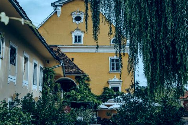 Lillian, 39 — Escort in Gamlitz, Austria