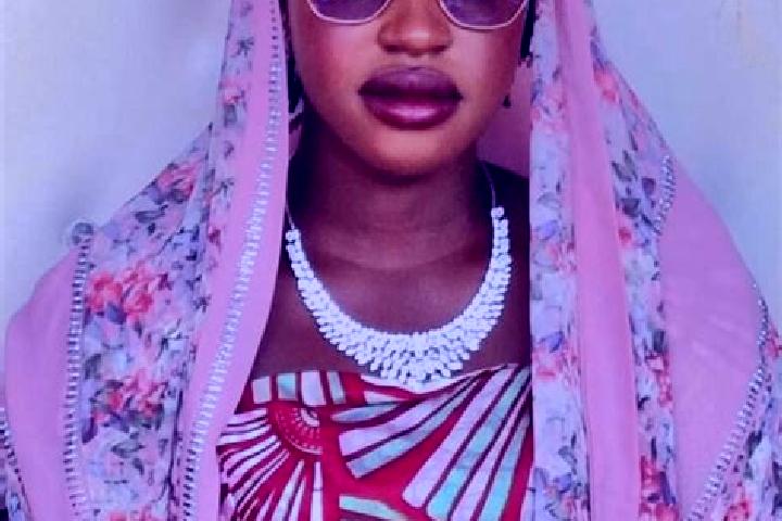 Lillian, 39 — Escort in Komsilga, Burkina Faso