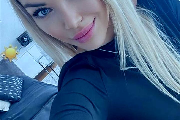 Lillian, 39 — Escort in Korouhev, Czech Republic