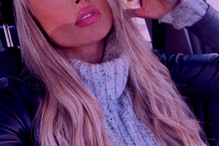 Lillian, 39 — Escort in La Loye, France