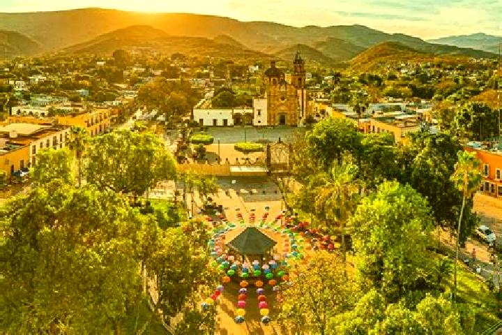 Lillian, 39 — Escort in La Sierra, Mexico