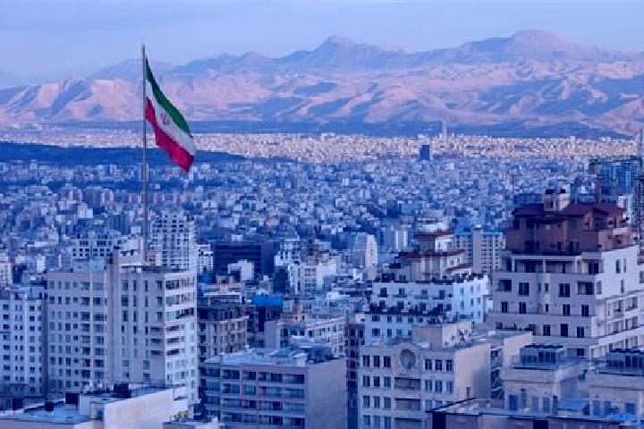 Lillian, 39 — Escort in Lashgarak, Iran
