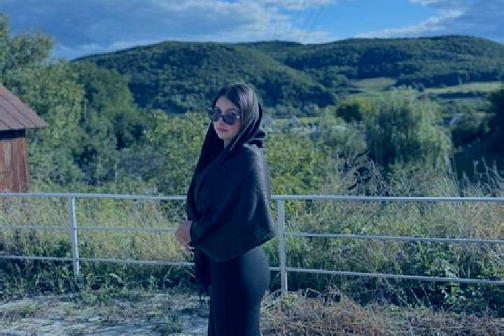Lillian, 39 — Escort in Munte, Belgium