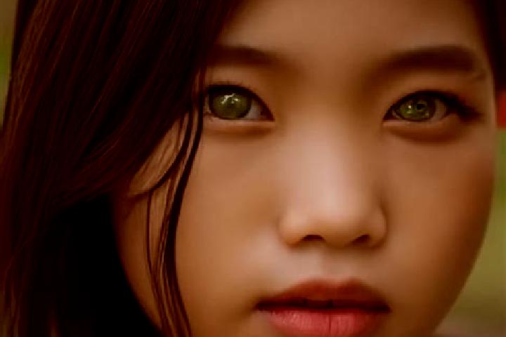 Lily, 20, a black green-eyed asian companion based in Honomu. Offering CIM, Tantra, Couples. Available for incall and outcall, day and evening dates.