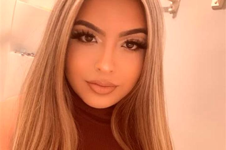 Lily, 20, a blonde brown-eyed latina companion based in Chaeryong-up. Offering Erotic Massage, Couples, OWO, Domination, Massage. Available for incall and ou...