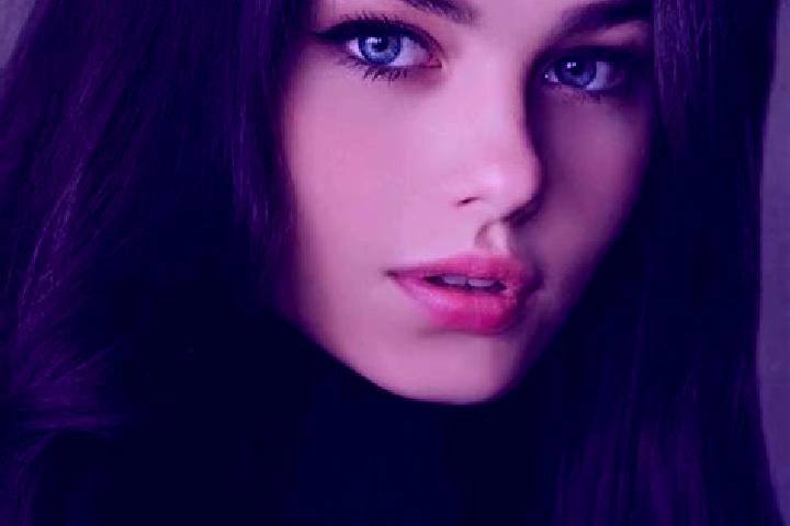 Lily, 20, a brunette grey-eyed slavic companion based in Kleinstuebing. Offering Overnight, Erotic Massage, Couples, Deep French Kissing. Available for incal...