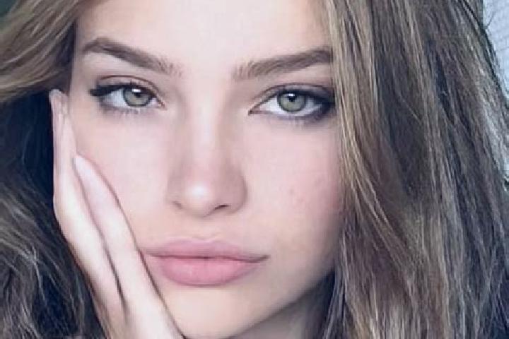 Lily, 20, a dark blonde hazel-eyed caucasian companion based in Manakara. Offering 69, Girlfriend Experience, Party Girl, Tantra, A-Level. Available for inca...